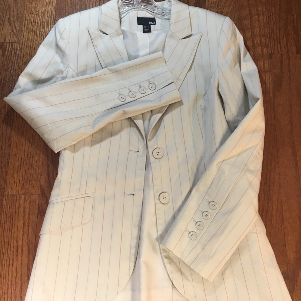 H&M Cream Striped Blazer